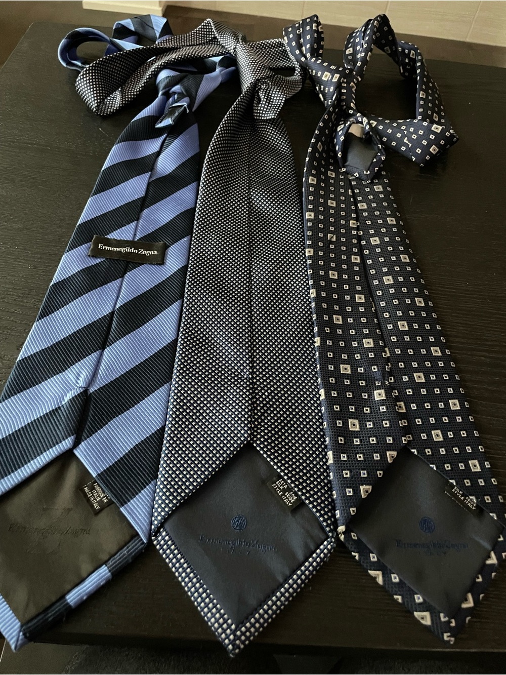 Ermenegildo Zegna 3 Silk Ties - Picture 2 of 9
